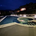 Lario Village * קוליקו